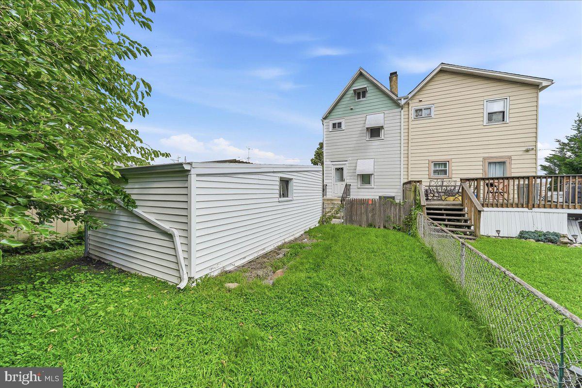 234 Erickson Ave Property Photo 20