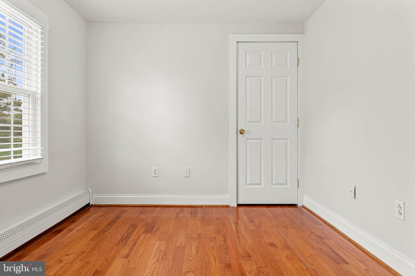 720 E Railroad Property Photo 14