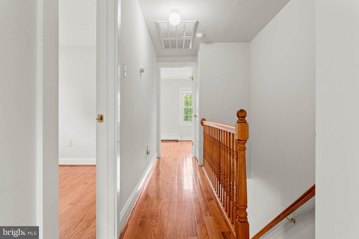 720 E Railroad Property Photo 17