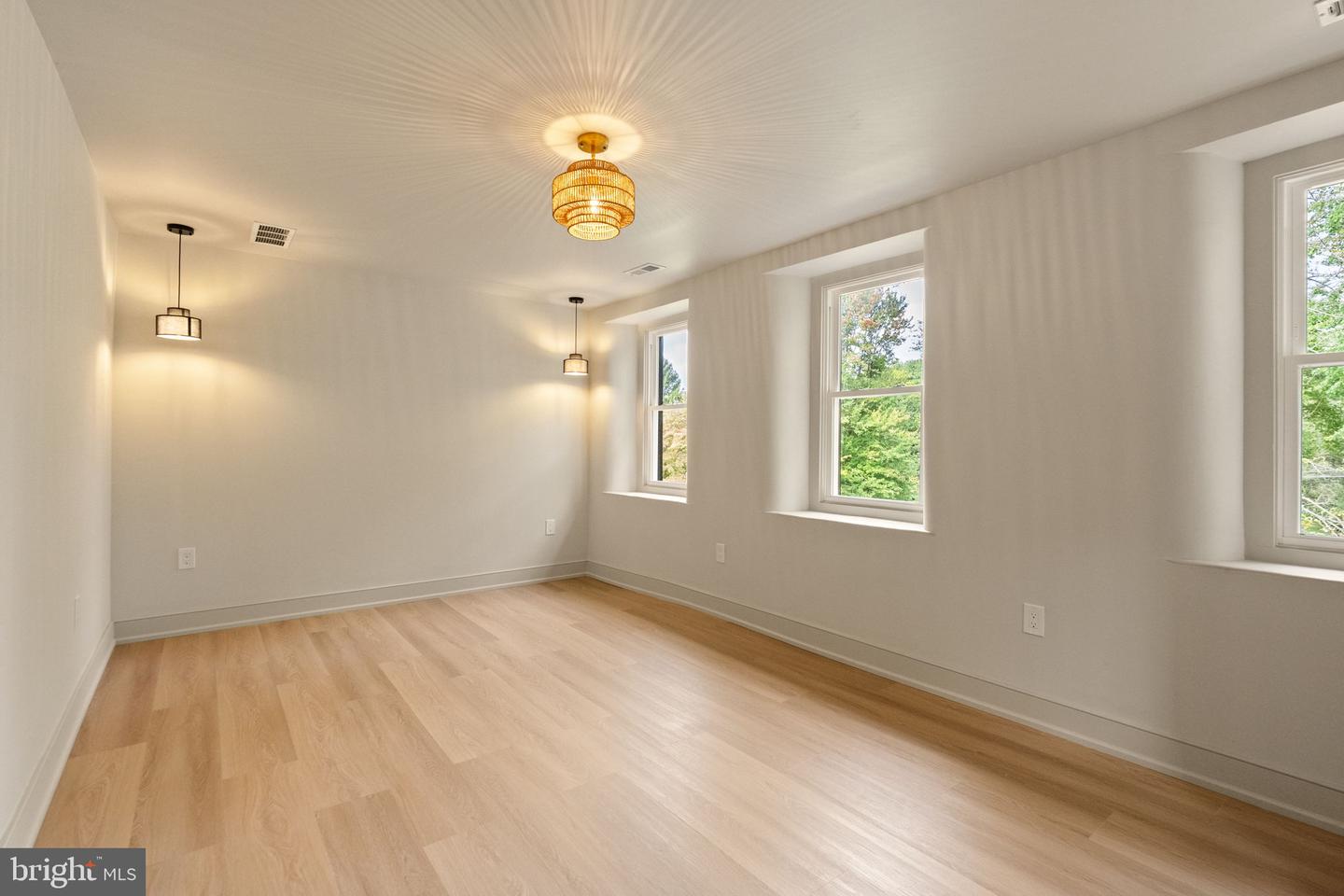 1526 Meadow Ln. Property Photo 72