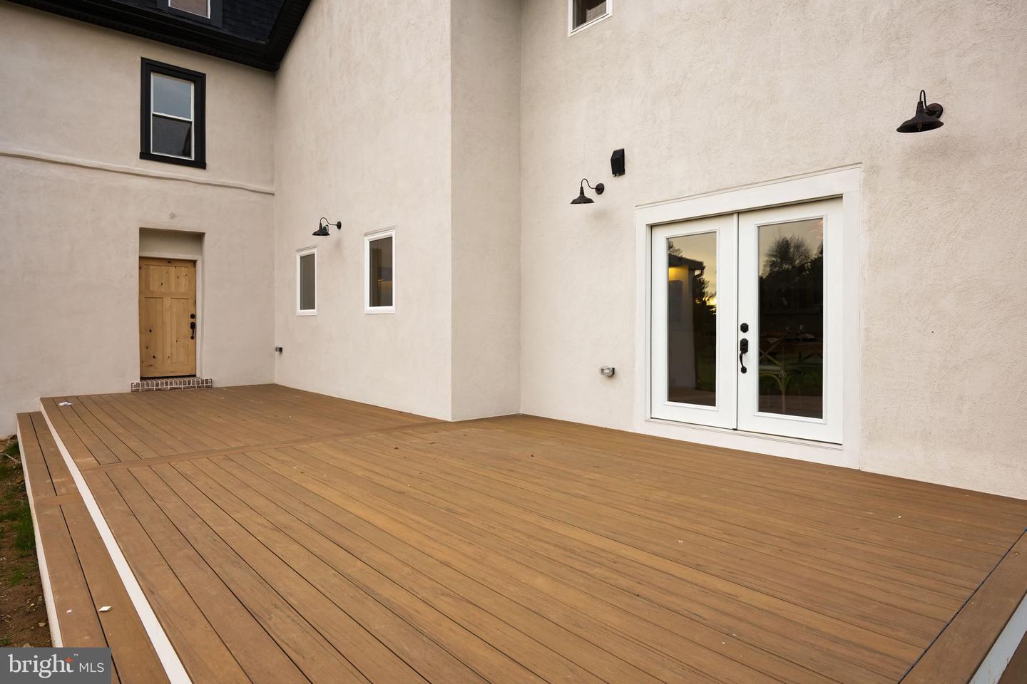 1526 Meadow Ln. Property Photo 116