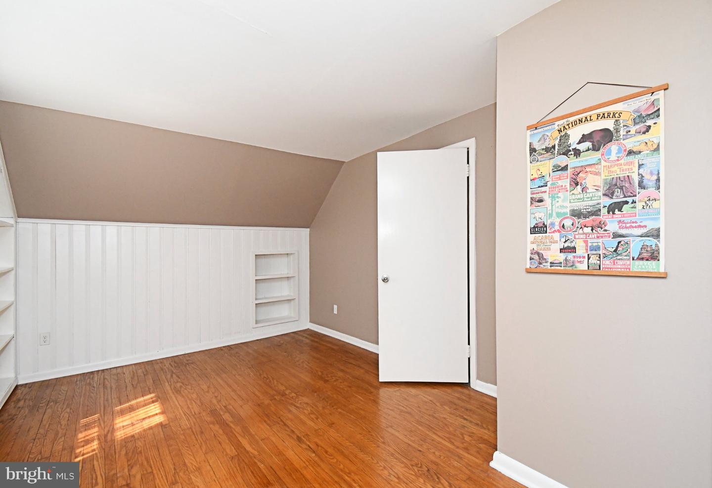 1226 University Ave Property Photo 31