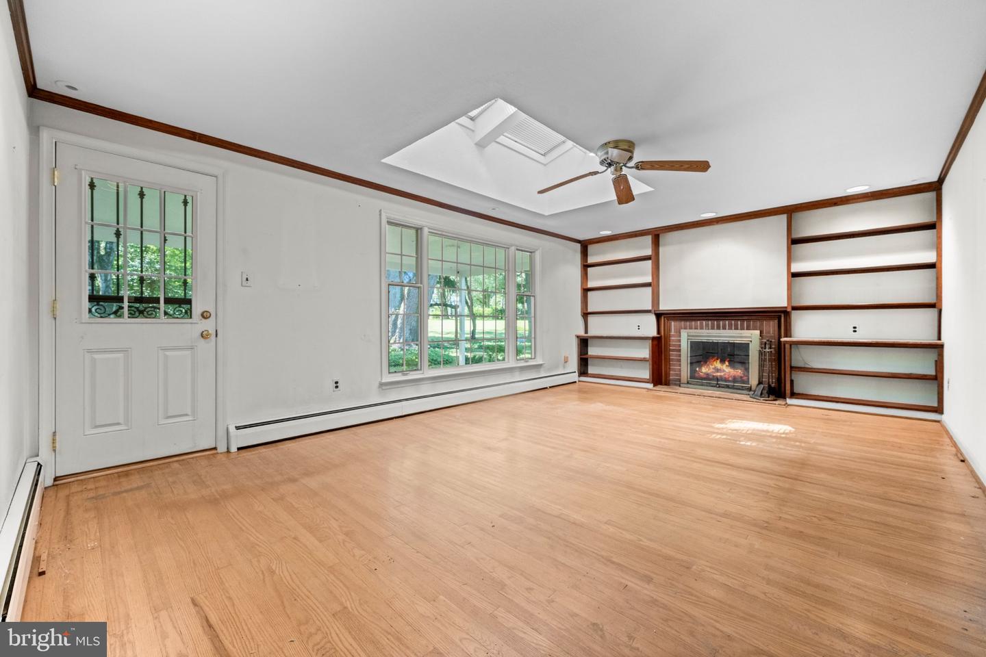 660 Radnor Valley Dr Property Photo 6