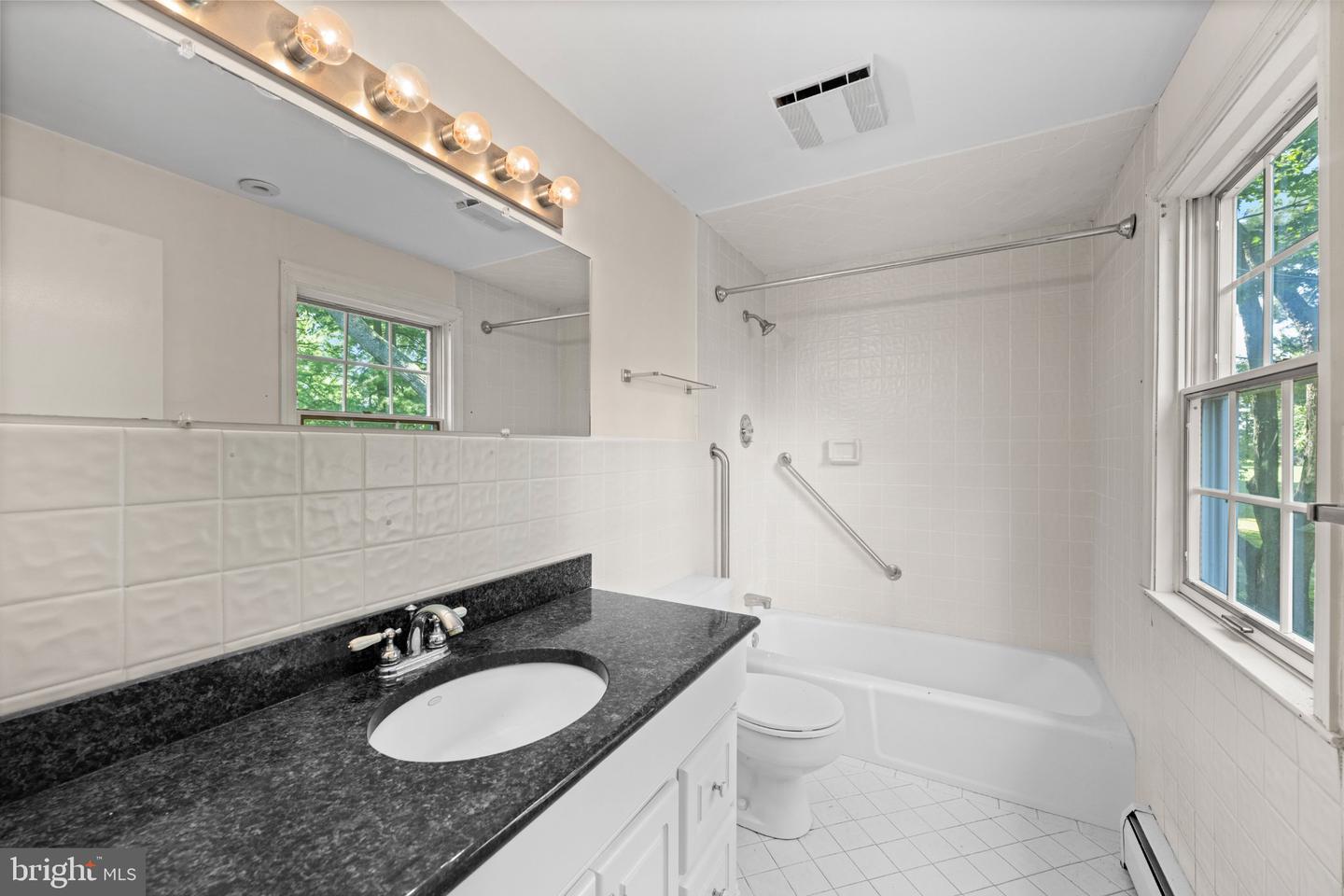 660 Radnor Valley Dr Property Photo 14