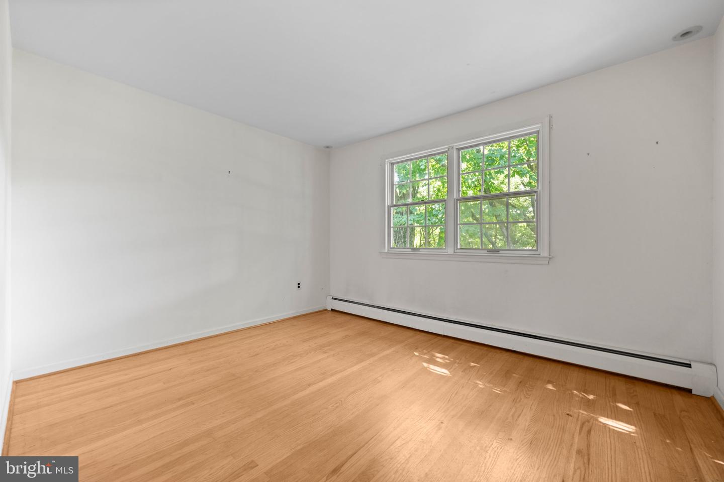 660 Radnor Valley Dr Property Photo 16