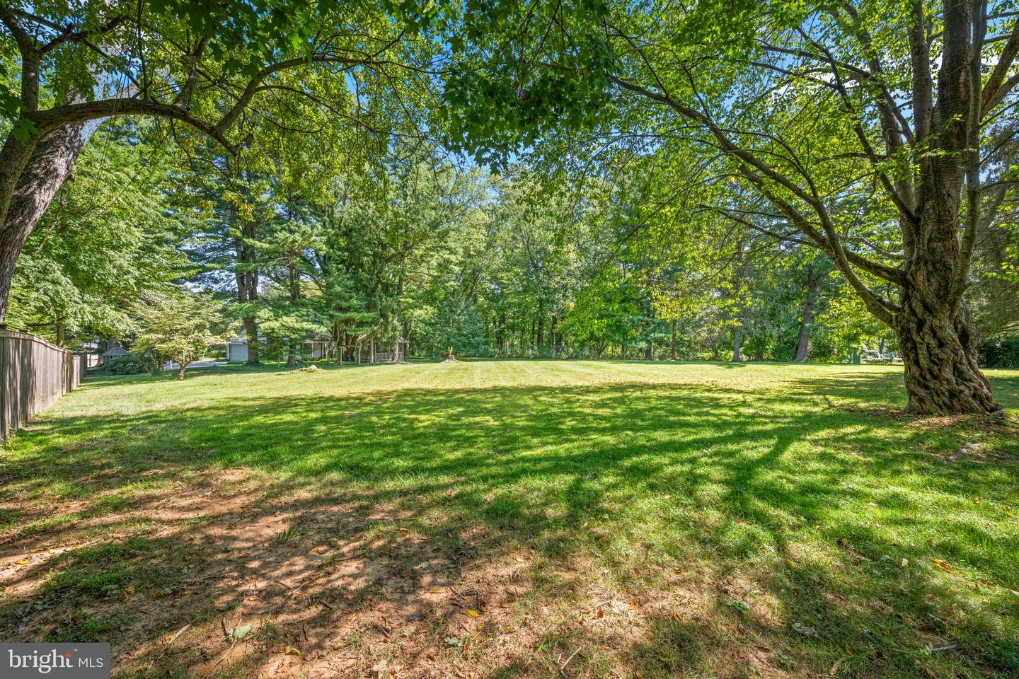660 Radnor Valley Dr Property Photo 24