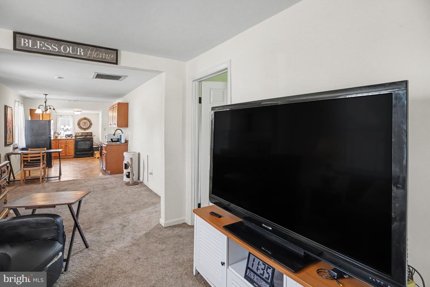 935 Hillside Ave Property Photo 11