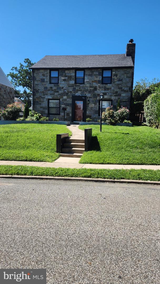 416 Broadview Rd Property Photo 1