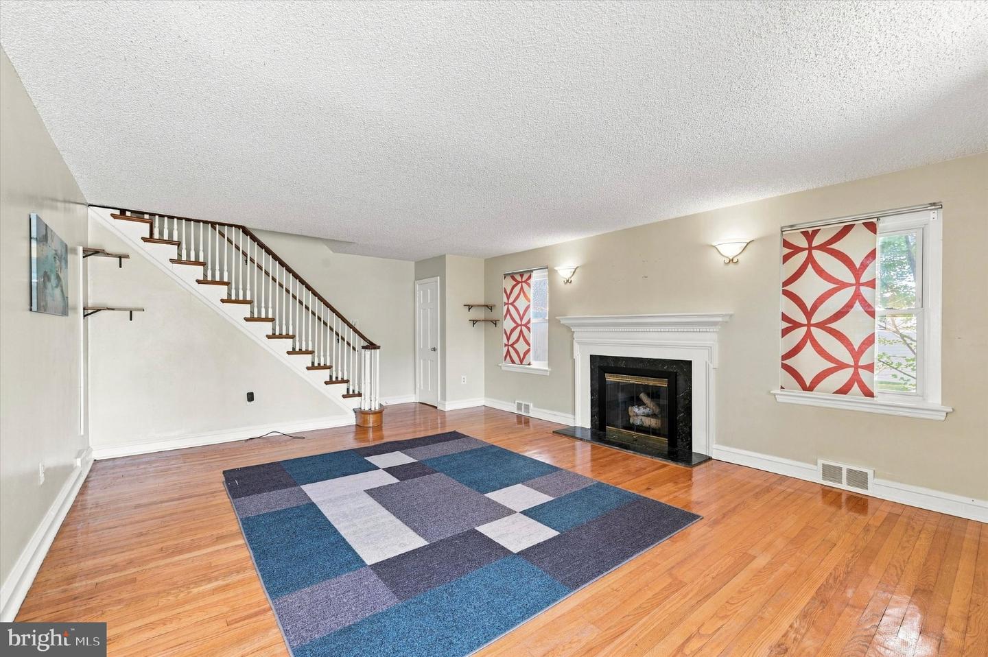 416 Broadview Rd Property Photo 3
