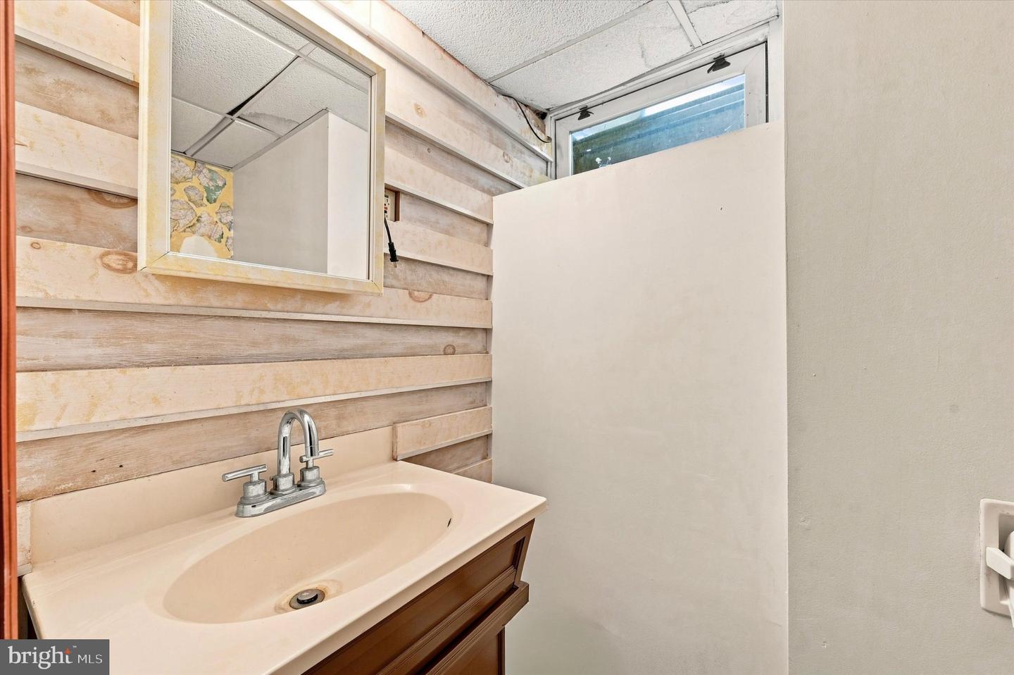 416 Broadview Rd Property Photo 32
