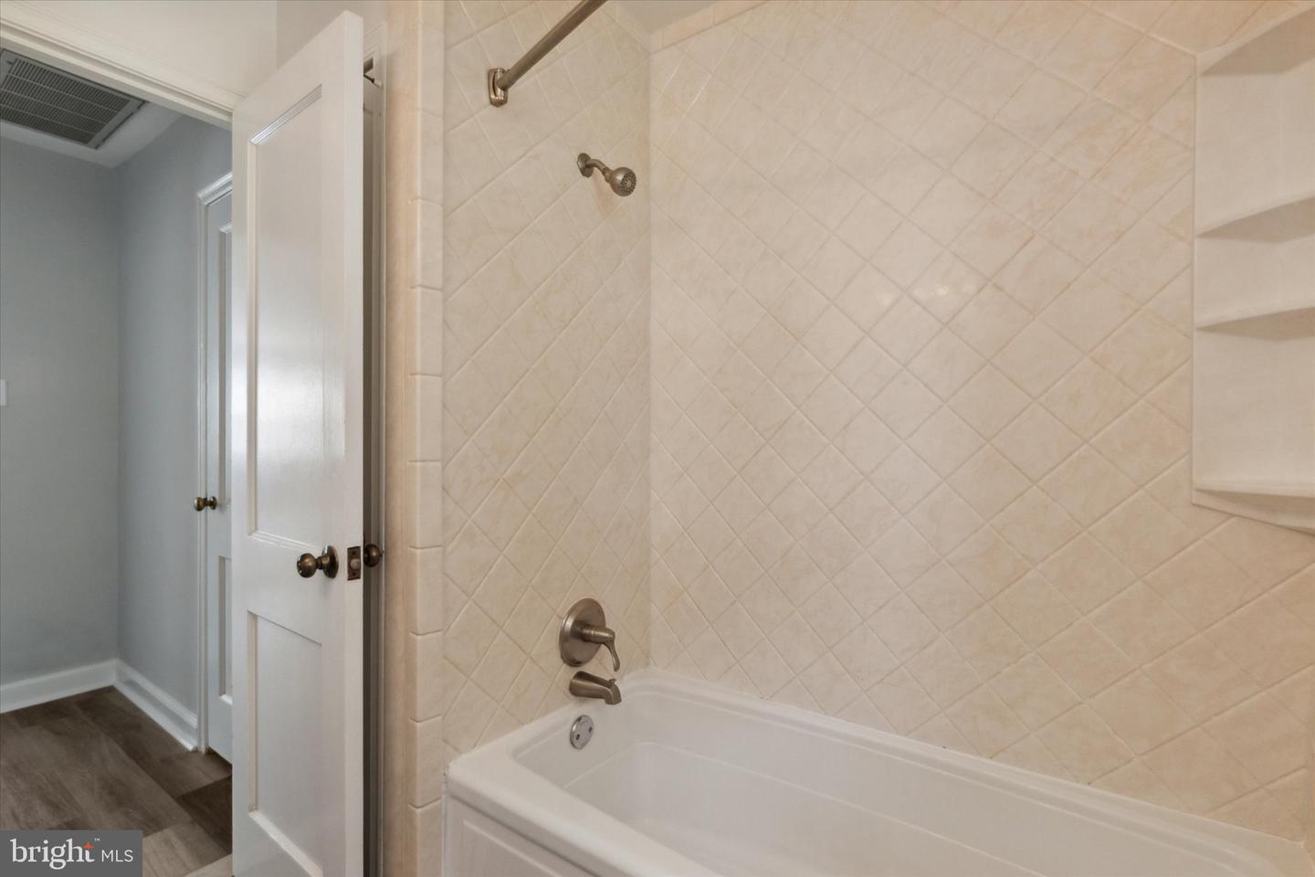500 E Lancaster Ave #129d Property Photo 9