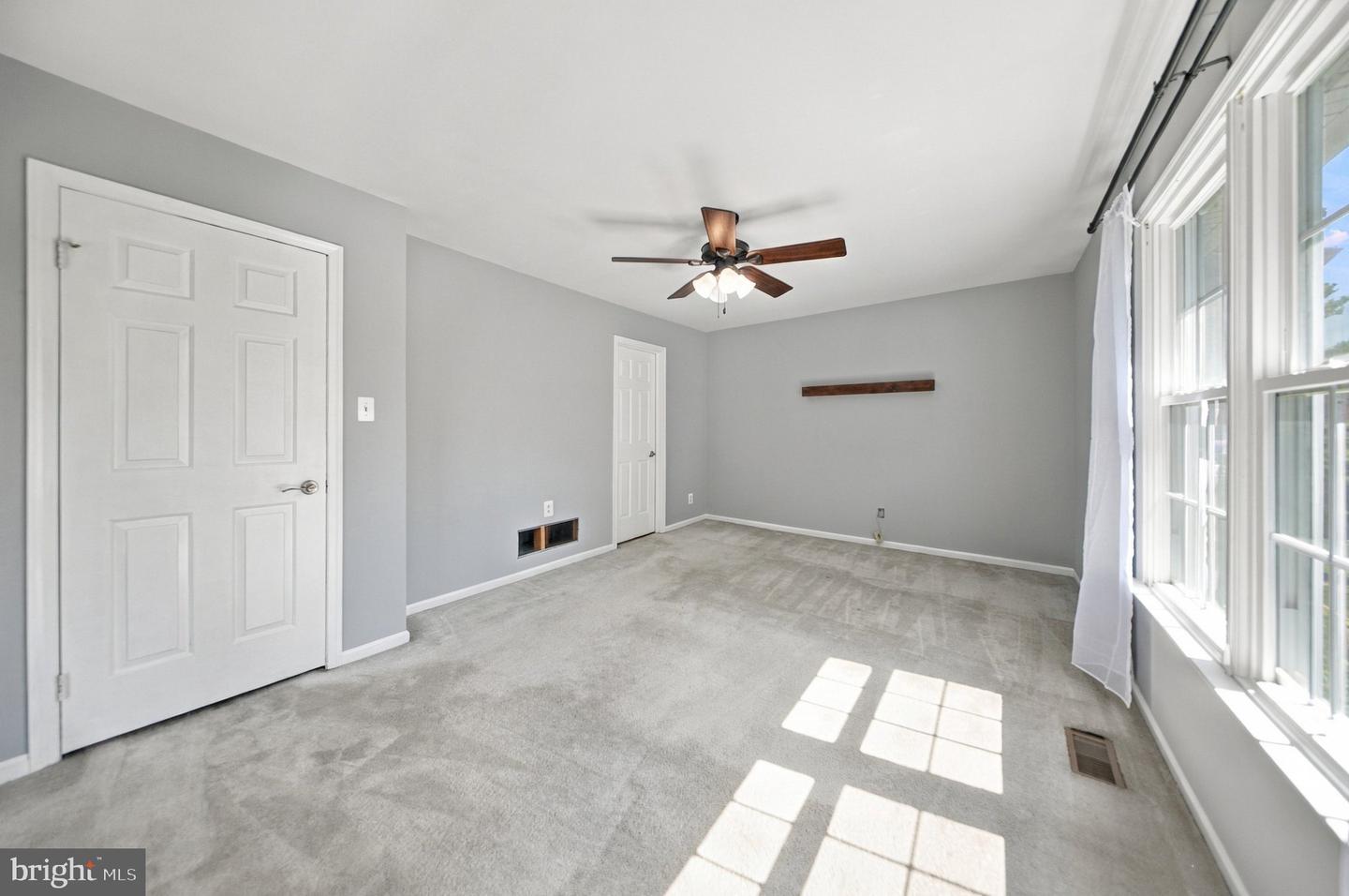 2805 Crestline Ct #2805 Property Photo 9