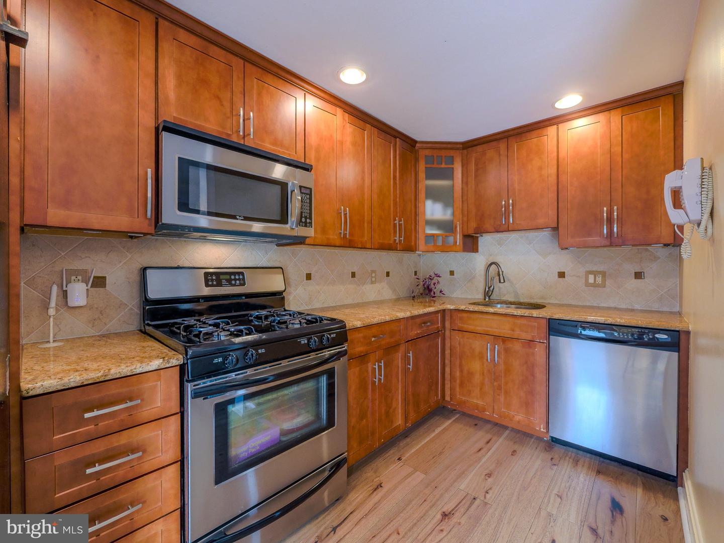 5360 Delmar Rd Property Photo 14
