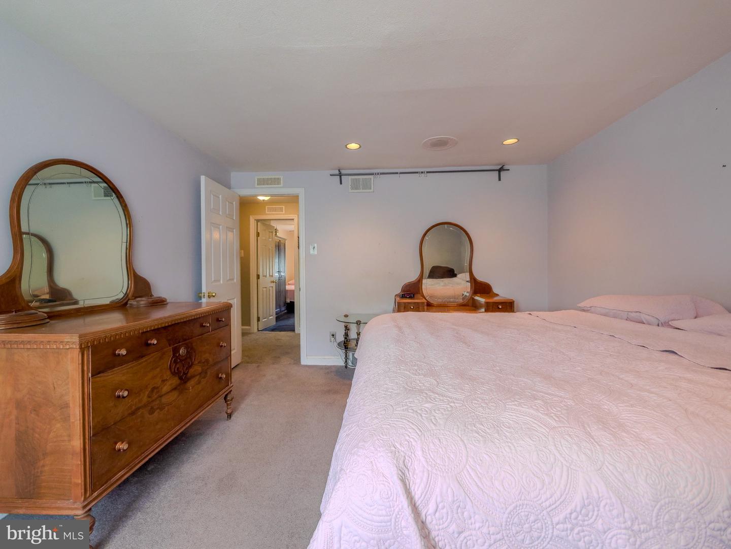 5360 Delmar Rd Property Photo 27