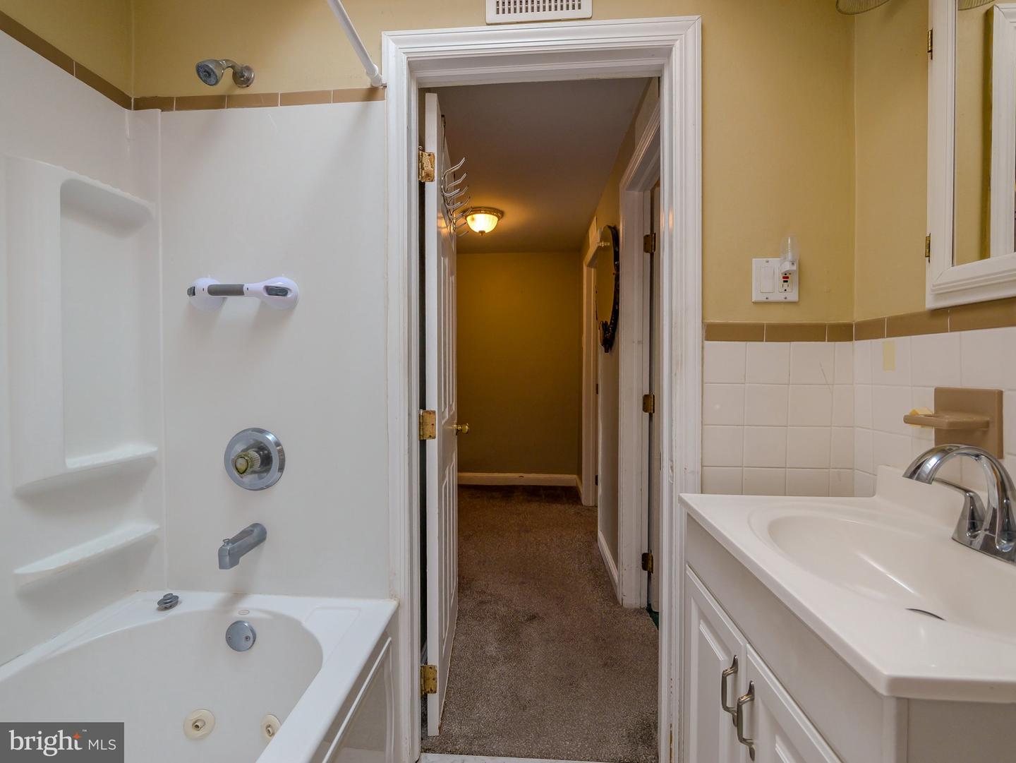 5360 Delmar Rd Property Photo 31