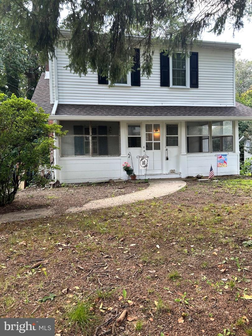 1504 DELMONT