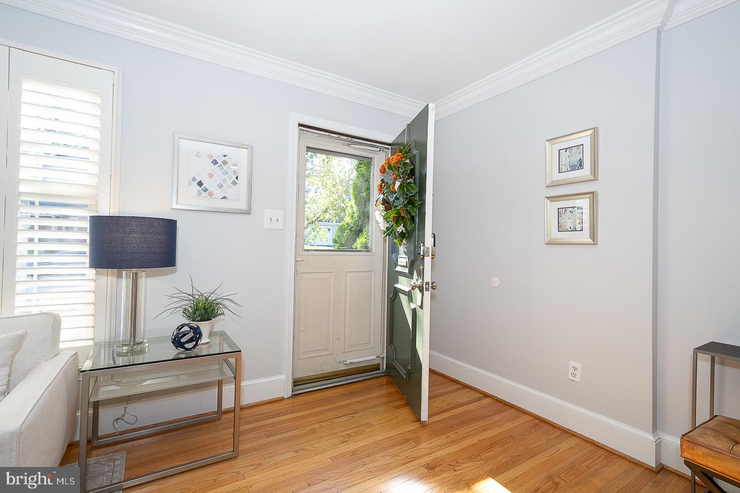 207 Bloomingdale Ave #8b Property Photo 9