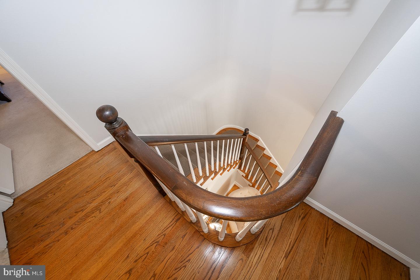 207 Bloomingdale Ave #8b Property Photo 17