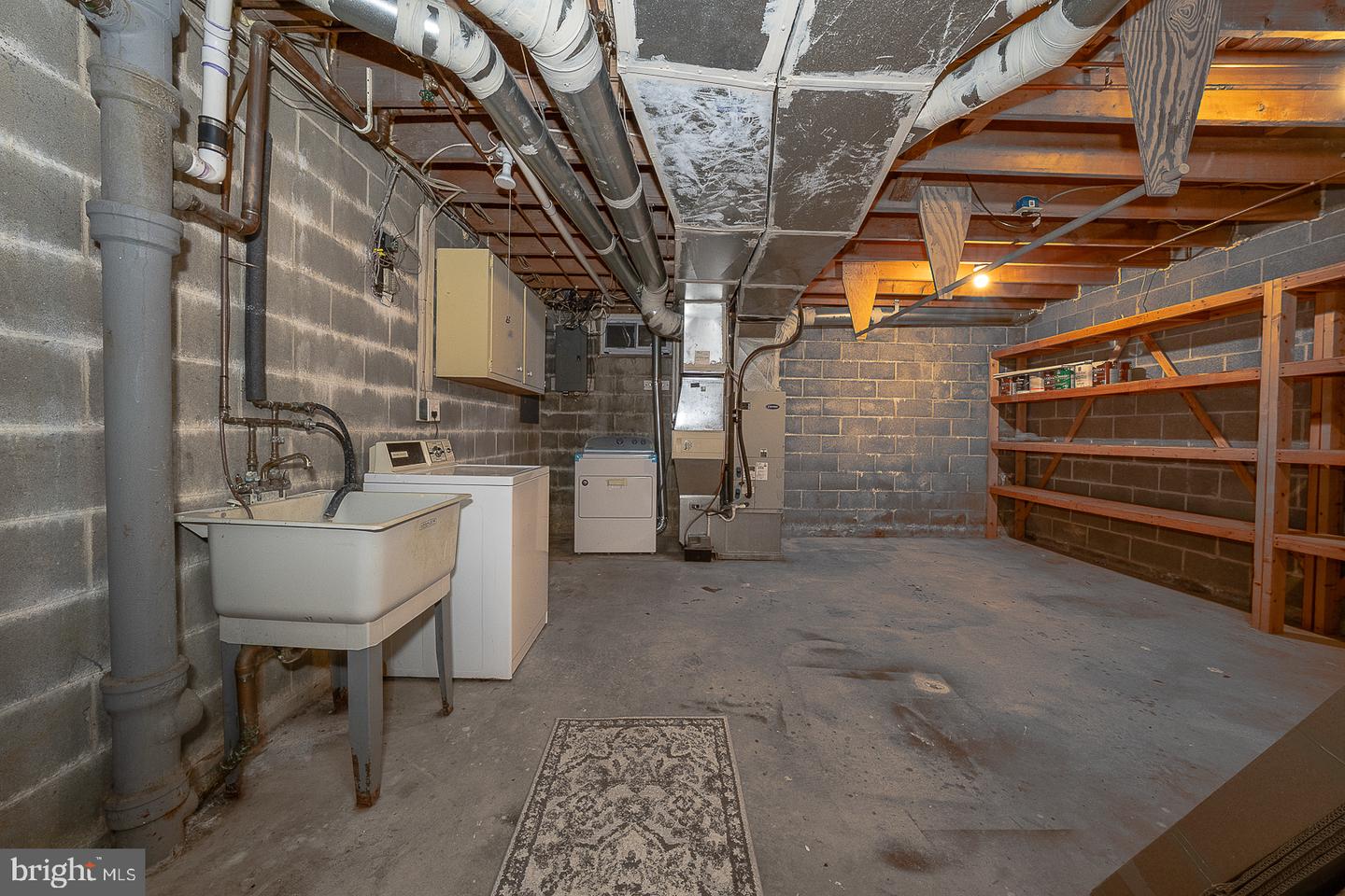 207 Bloomingdale Ave #8b Property Photo 36