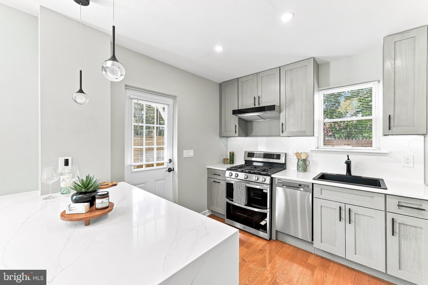 3700 School Ln Property Photo 13