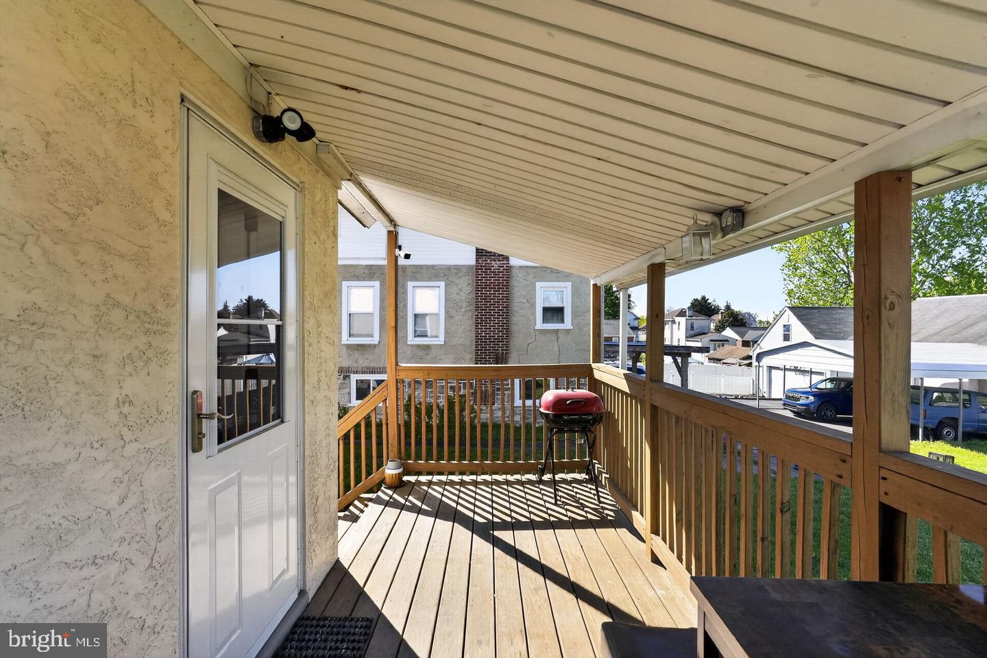 110 Mccormick Ave Property Photo 17