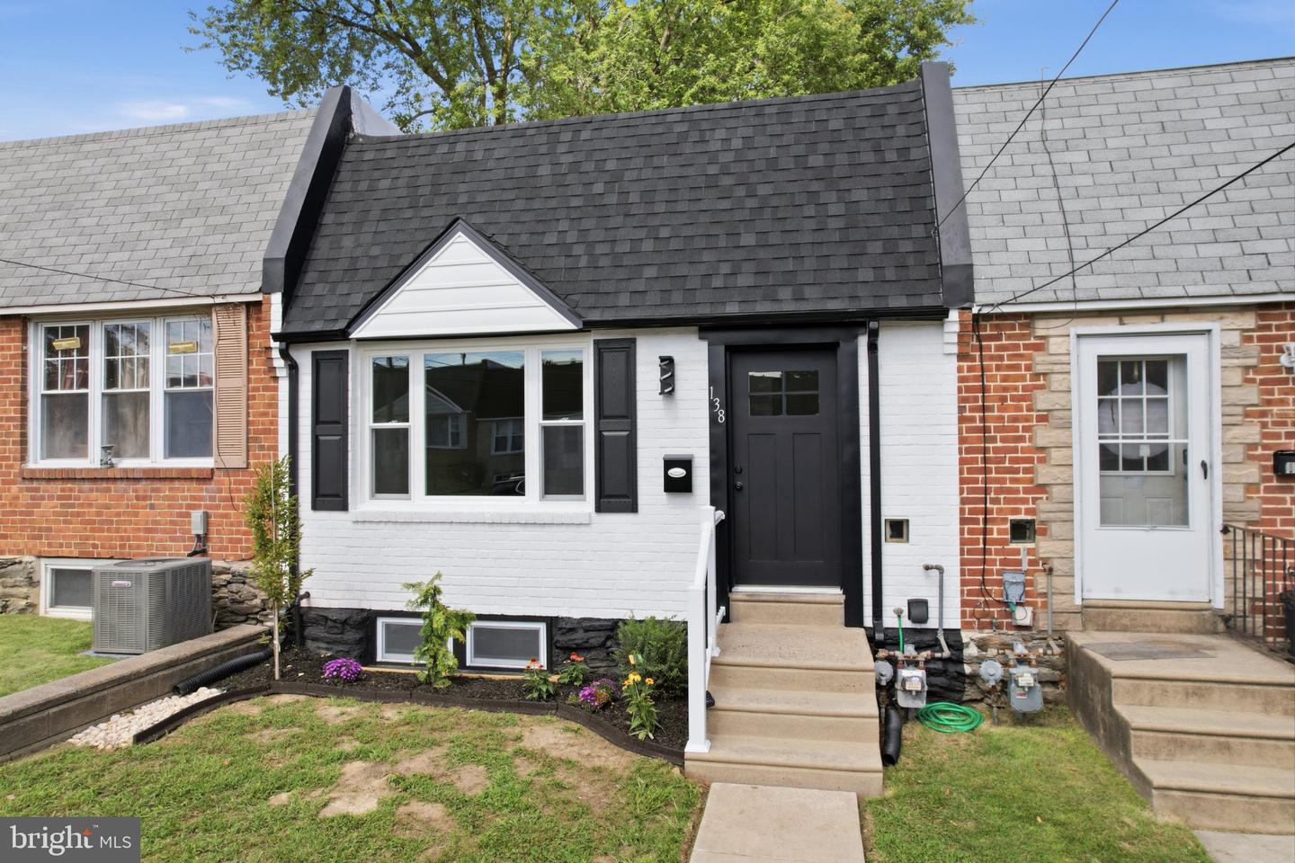 138 Fronefield Ave Property Photo 1