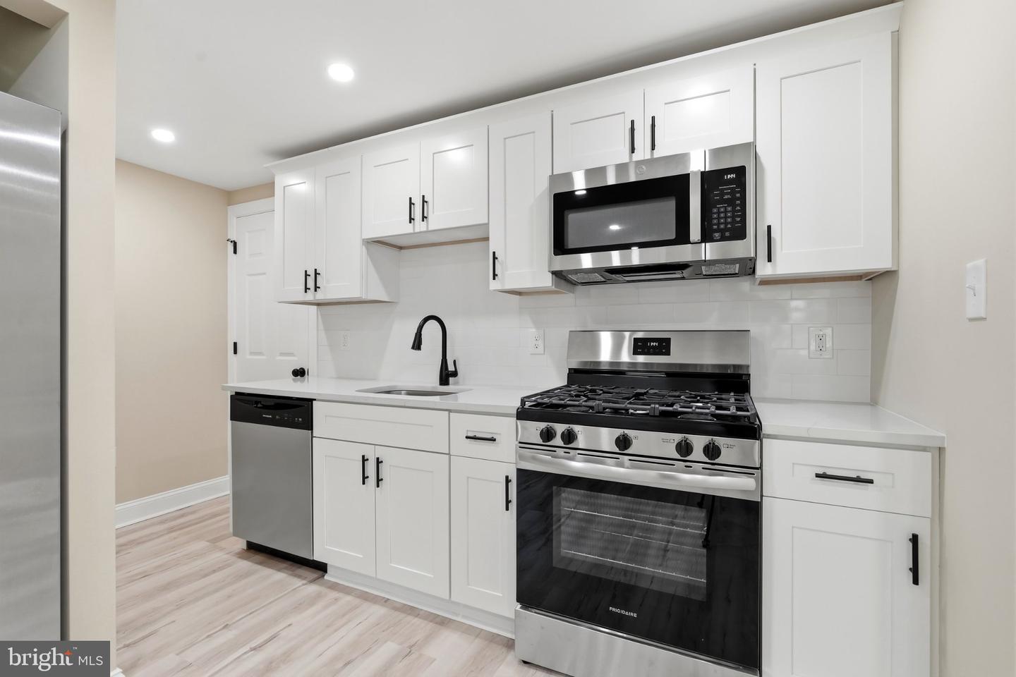 138 Fronefield Ave Property Photo 10