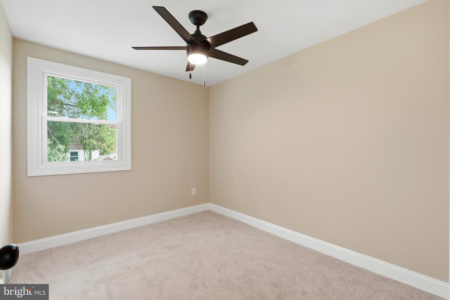 138 Fronefield Ave Property Photo 17