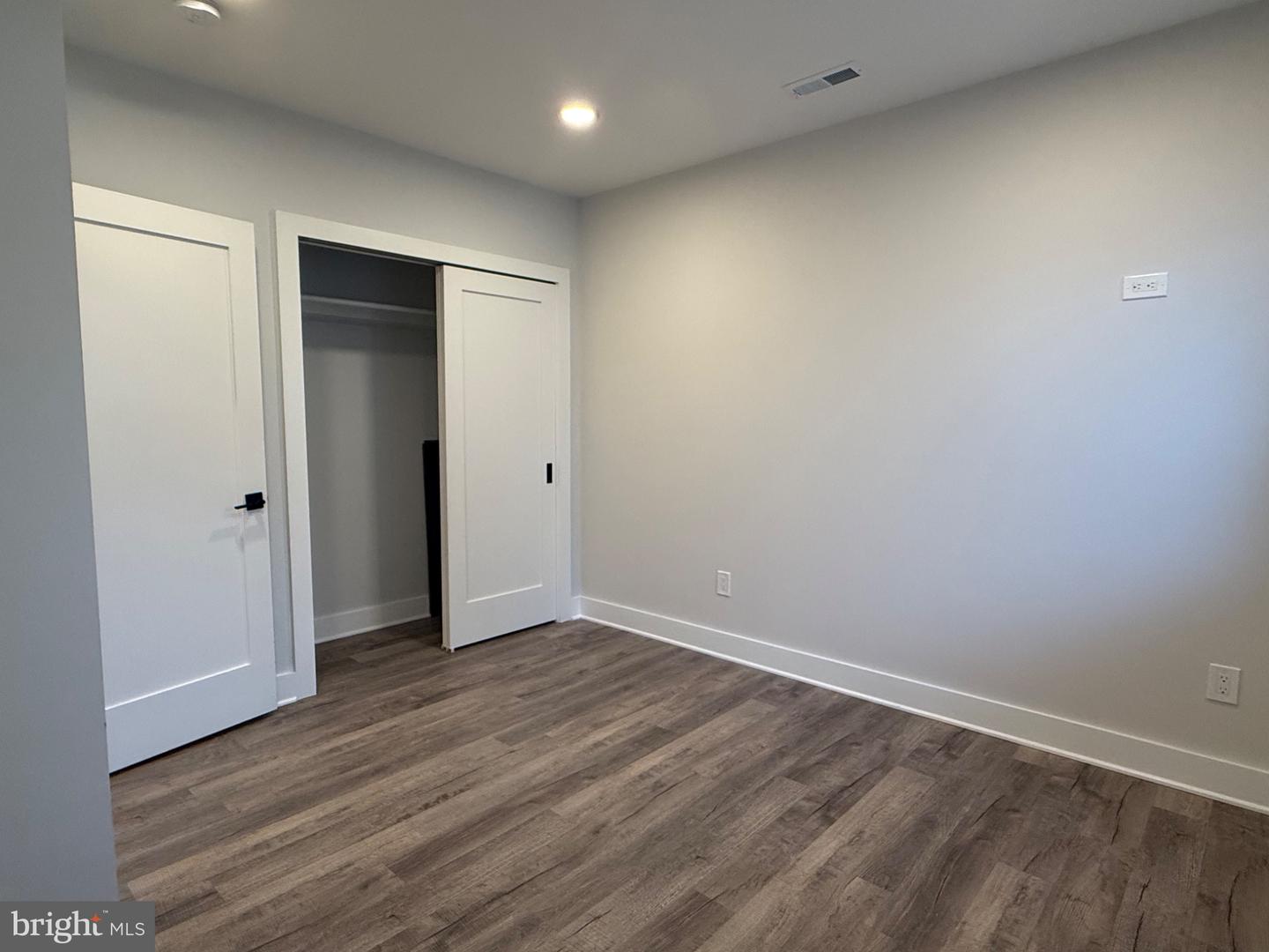 415 Jasper #2 Property Photo 8