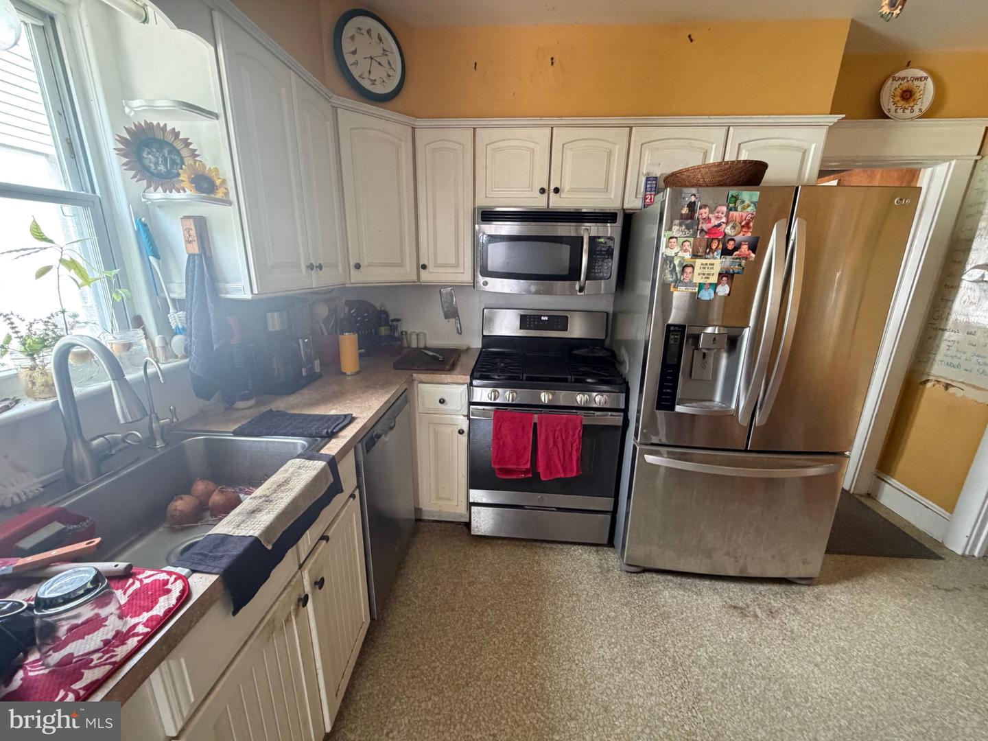 710 Ash Ave Property Photo 4