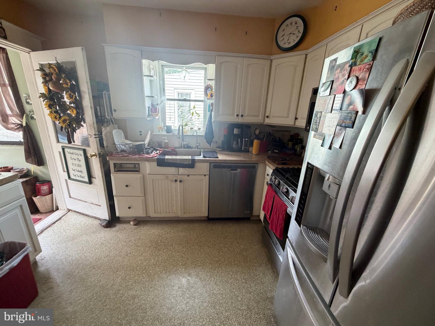 710 Ash Ave Property Photo 5