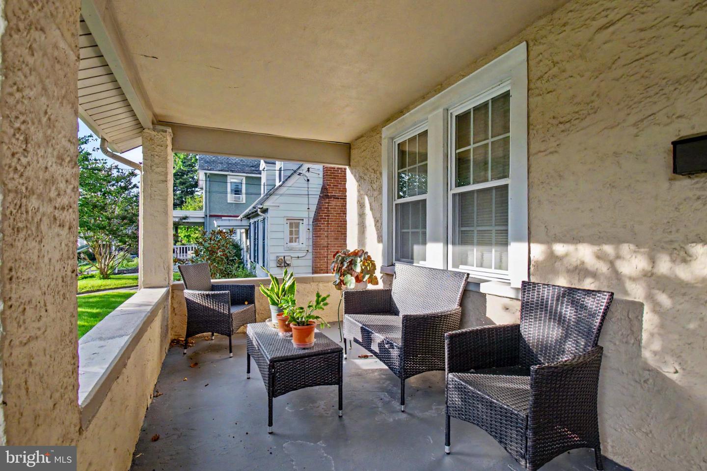 1435 Lawndale Rd Property Photo 3