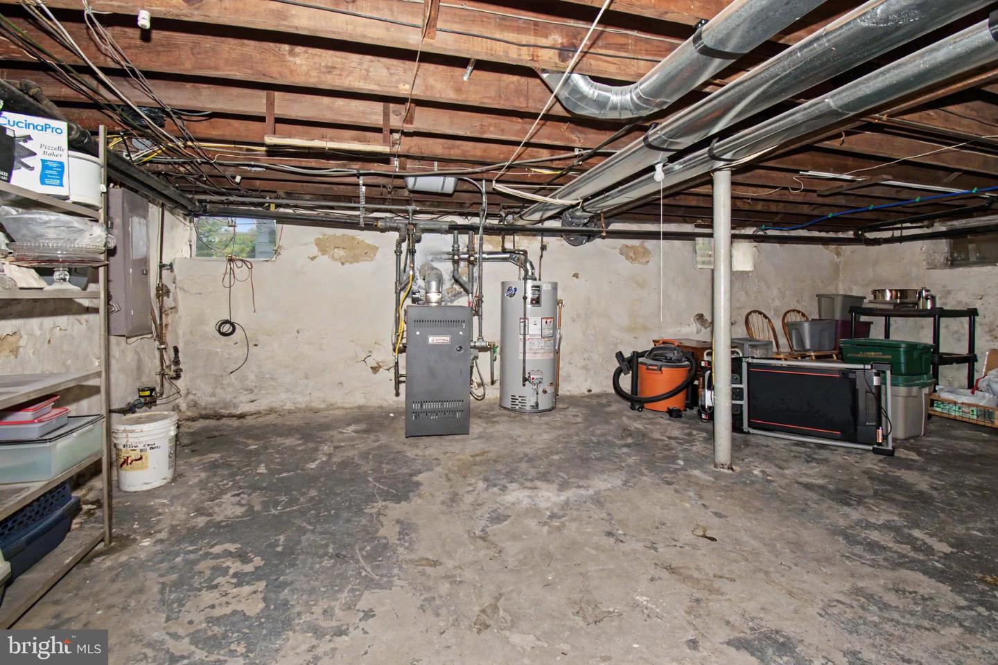 1435 Lawndale Rd Property Photo 24