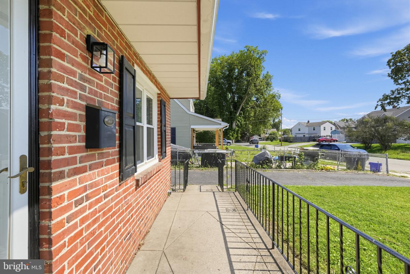 2739 Springhill Rd Property Photo 3