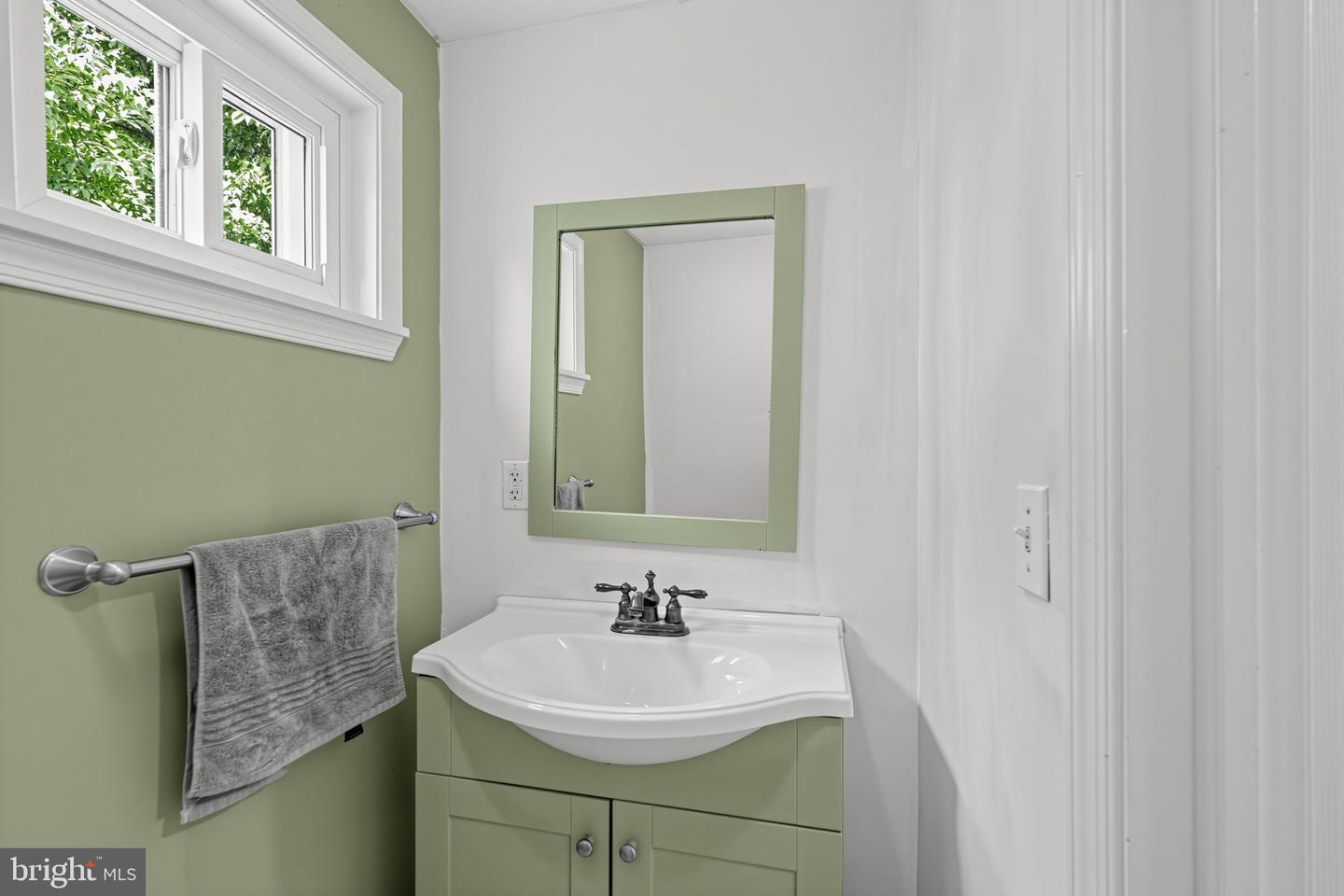 2739 Springhill Rd Property Photo 25