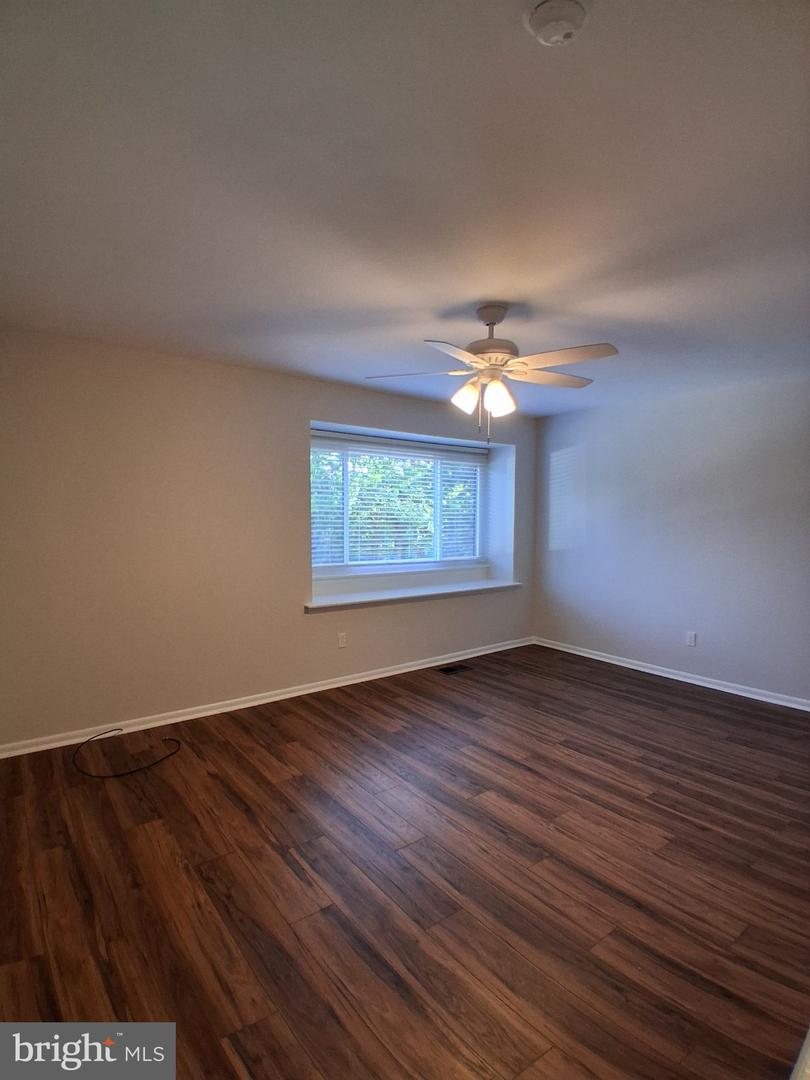 700 Ardmore Ave #514 Property Photo 29