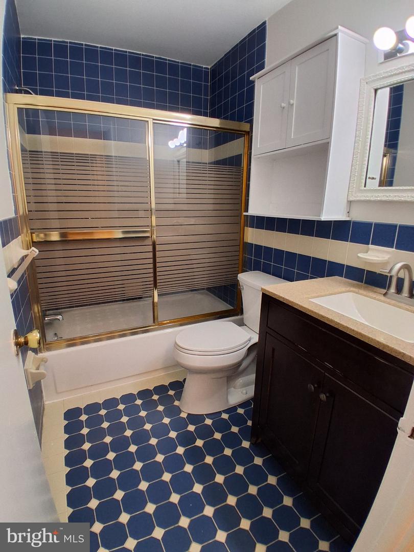 700 Ardmore Ave #514 Property Photo 37