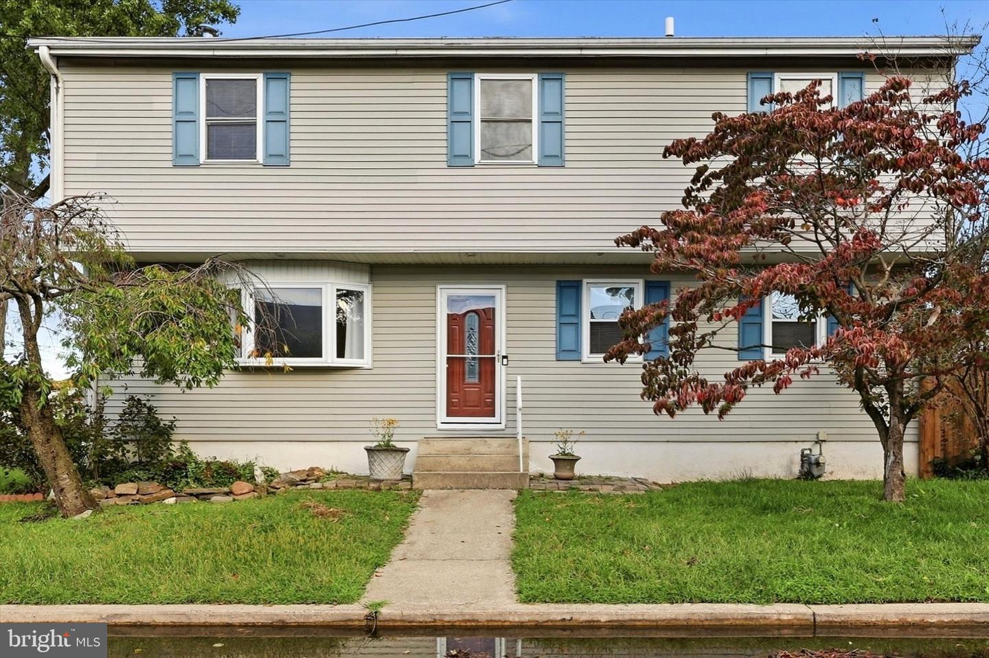 200 Price Ave Property Photo 2