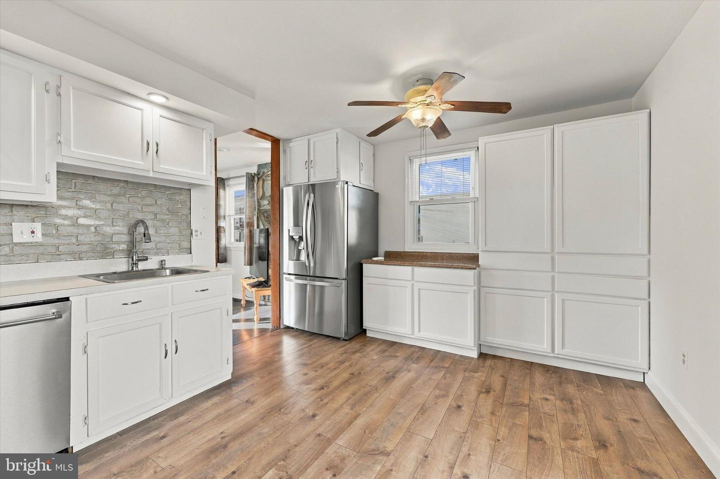 200 Price Ave Property Photo 5