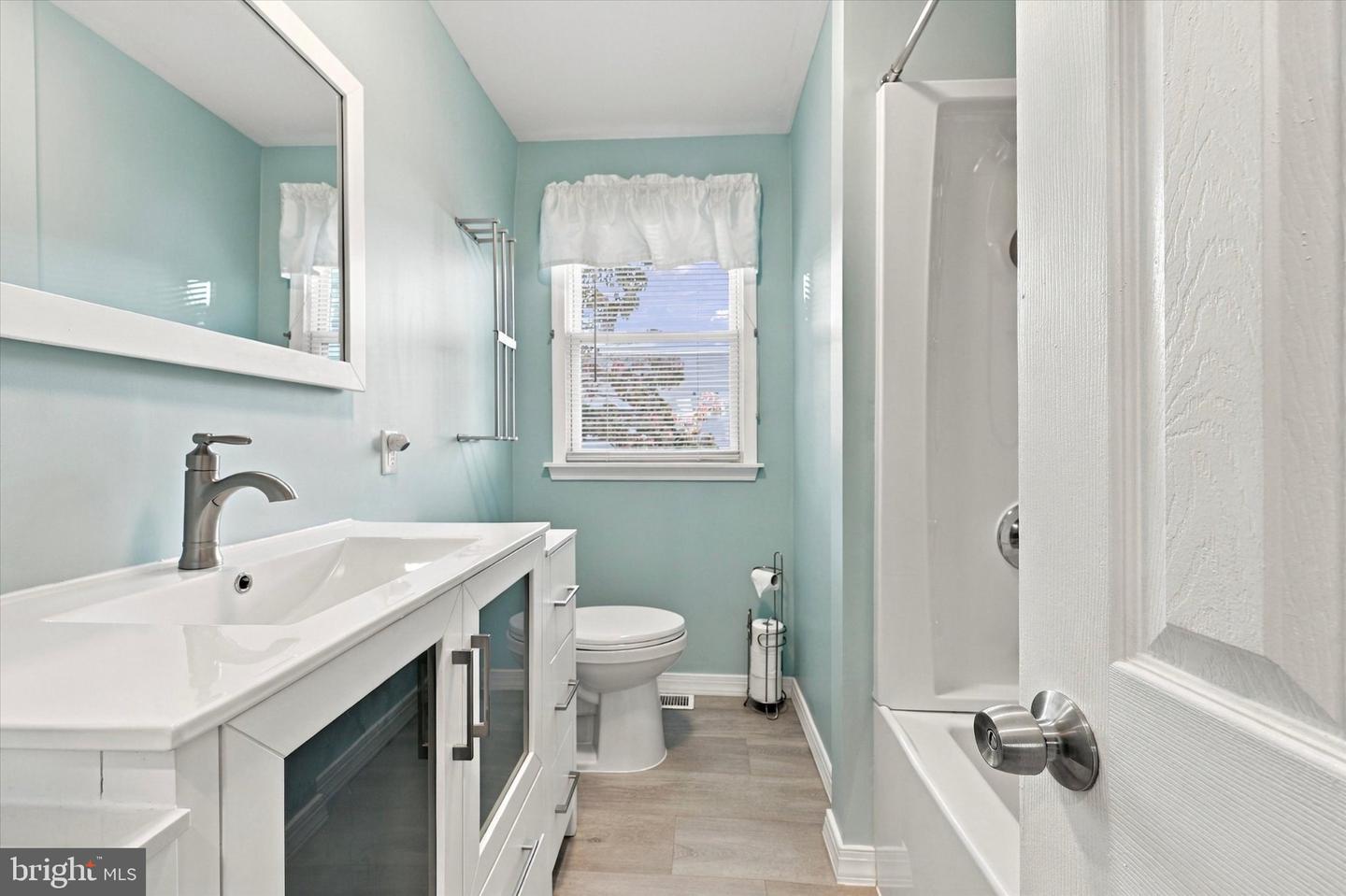 200 Price Ave Property Photo 9