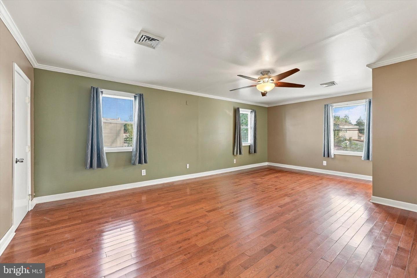200 Price Ave Property Photo 12