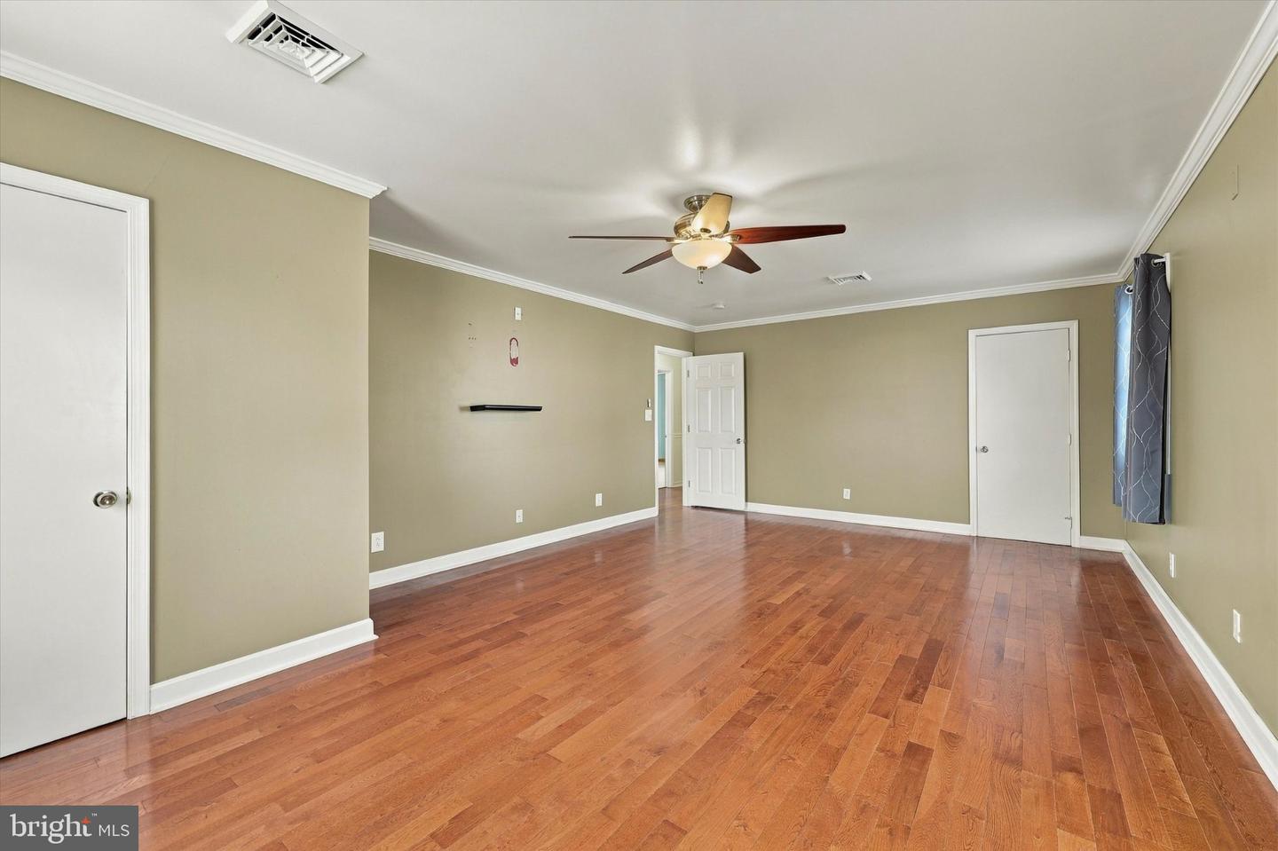 200 Price Ave Property Photo 13
