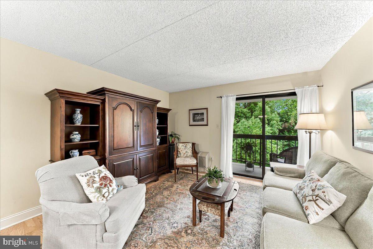 800 Avondale Rd #7a Property Photo 9