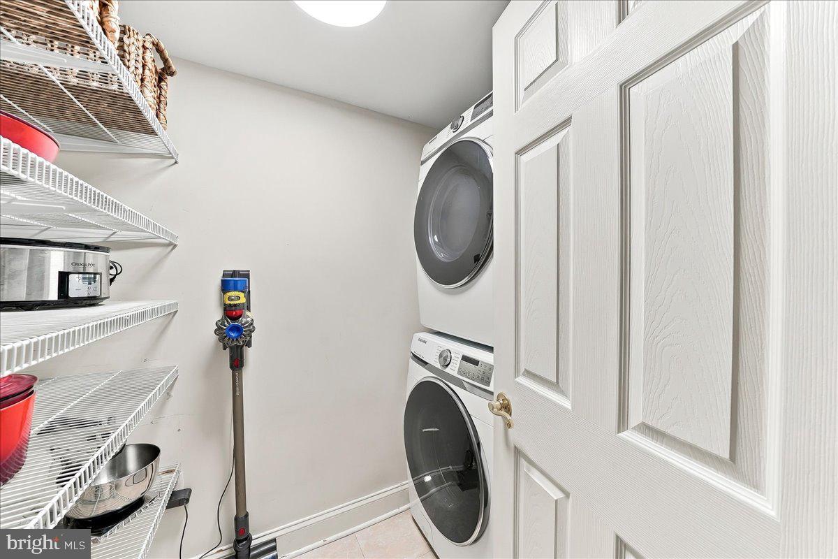 800 Avondale Rd #7a Property Photo 21