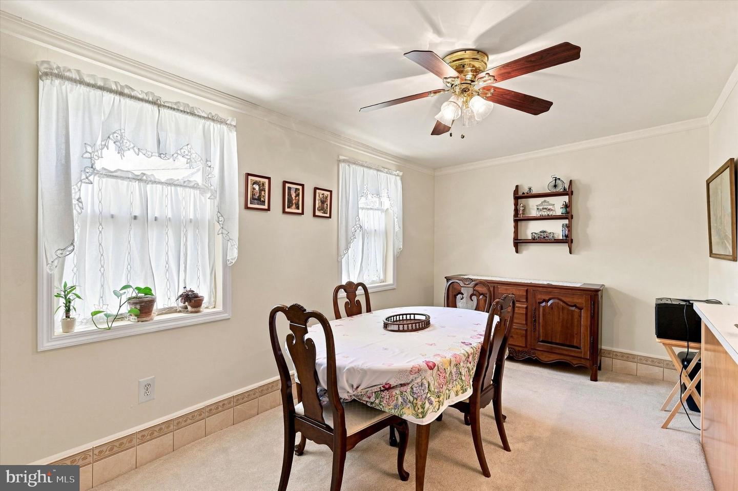 35 E Turnbull Ave Property Photo 11