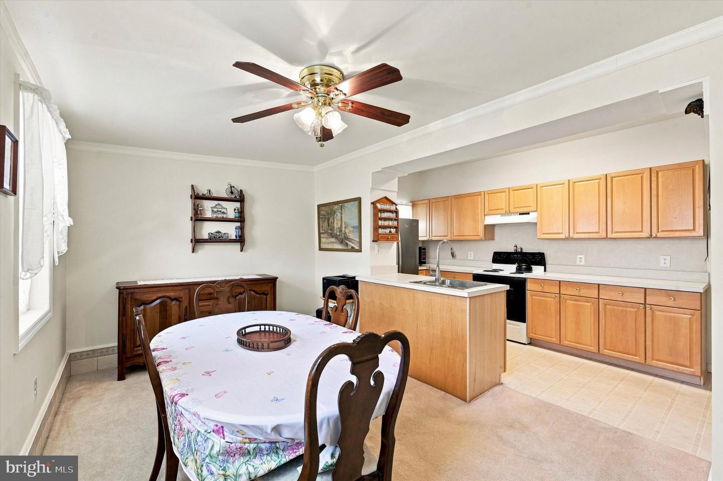 35 E Turnbull Ave Property Photo 12