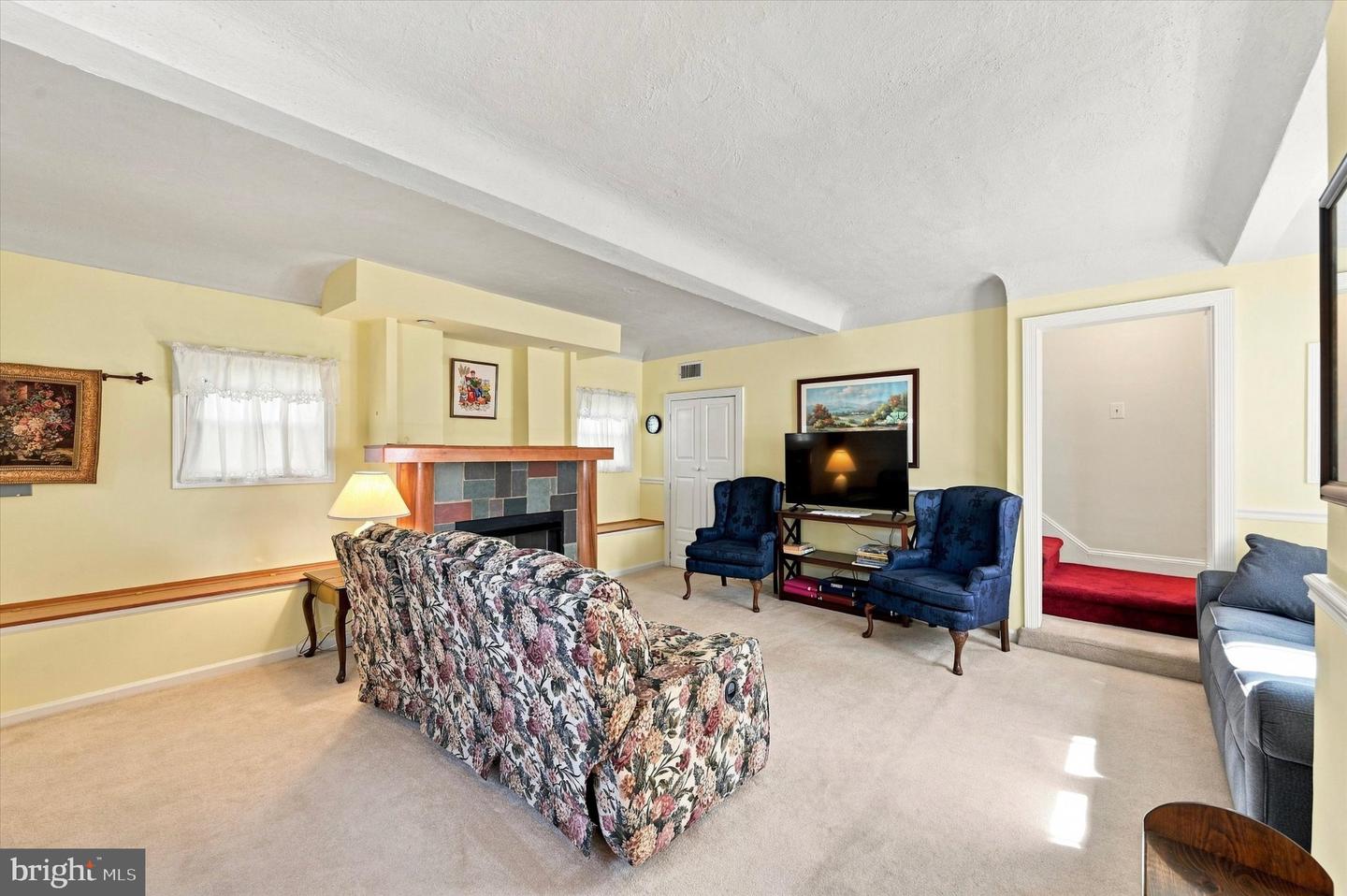 35 E Turnbull Ave Property Photo 15