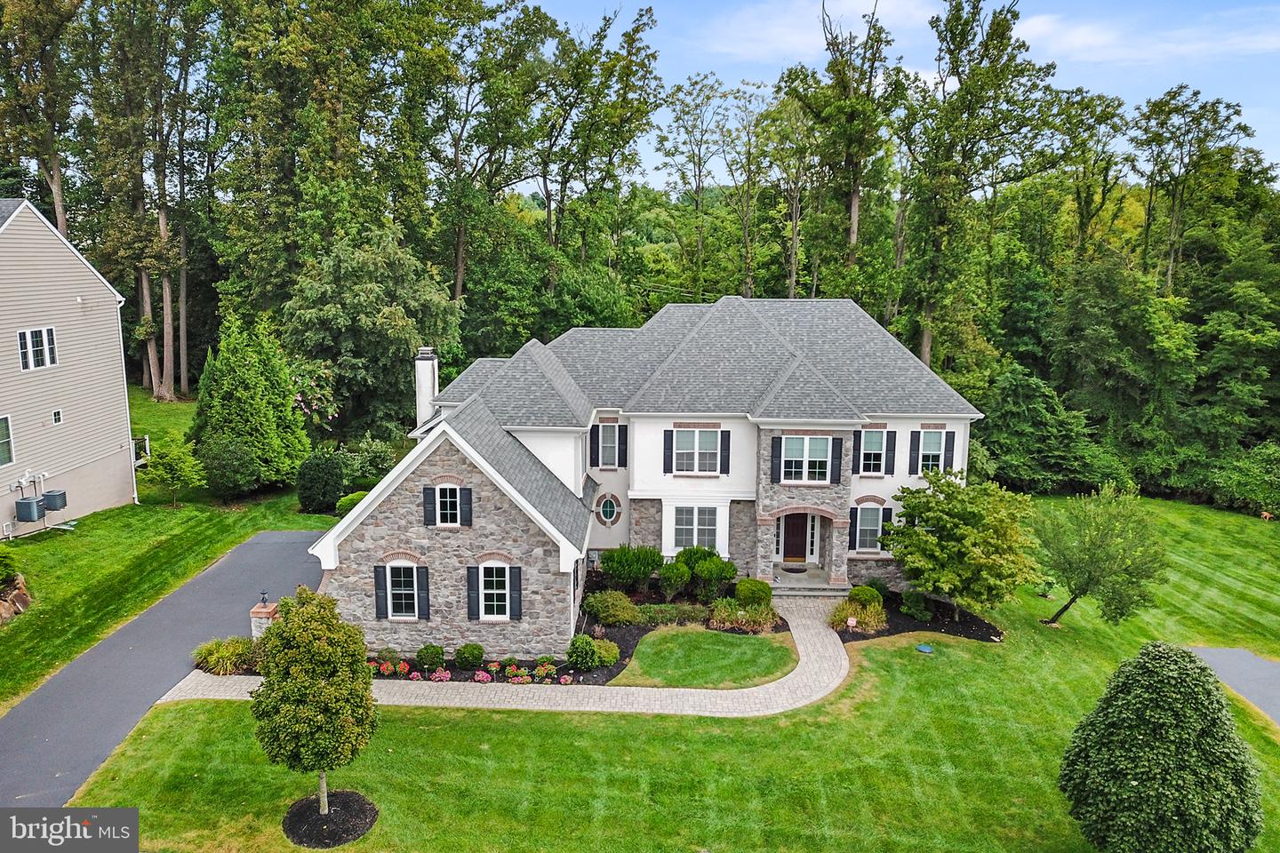 5 Pine Valley Ct Property Photo 1