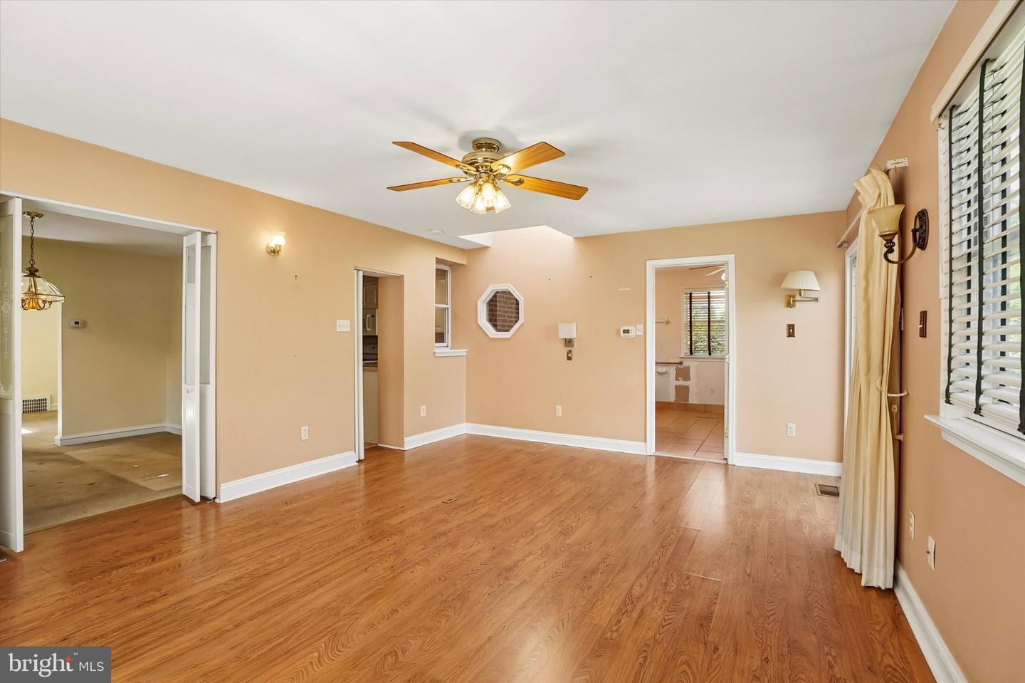 525 Achille Rd Property Photo 9