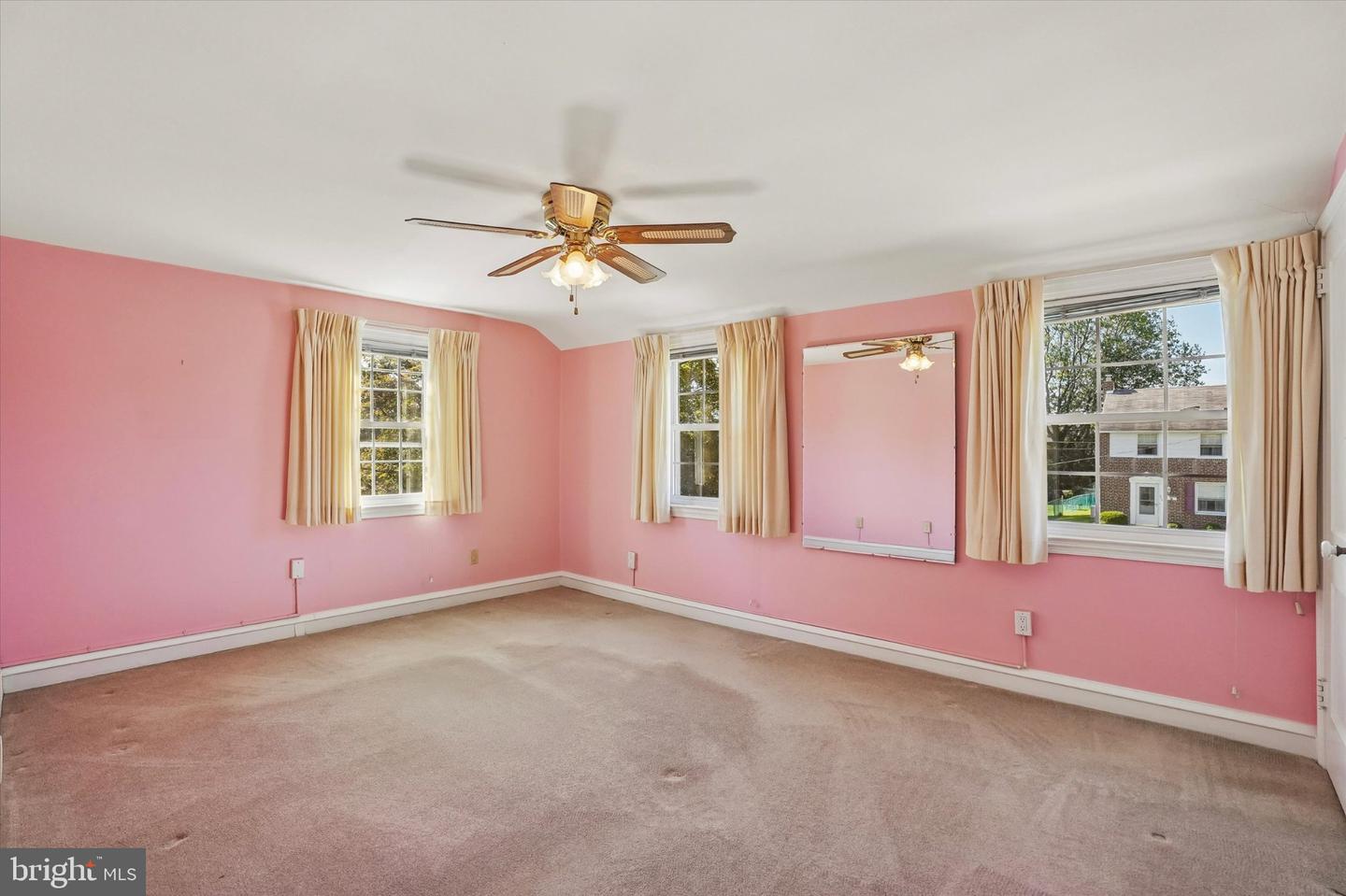 525 Achille Rd Property Photo 16